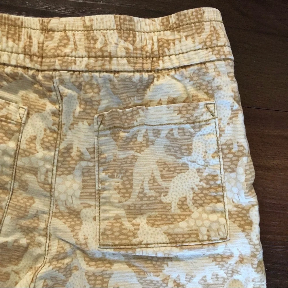 GAP Kid’s Tan & White Dinosaur Print Drawstring Shorts Size 5T